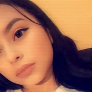 Meet your Posher, Ana